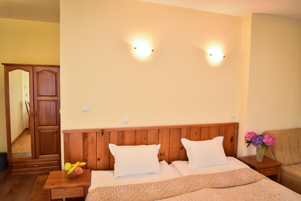 Lina 3* Bansko